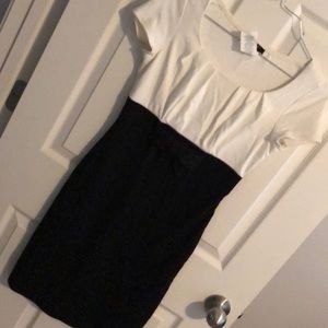 Short sleeve dress